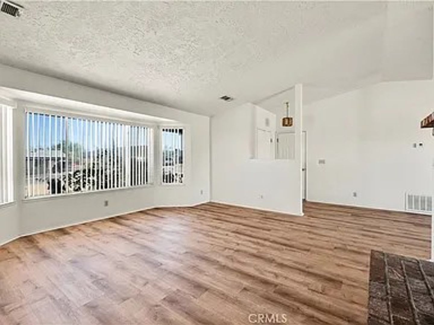 No Carpet And New Hvac – photo 2