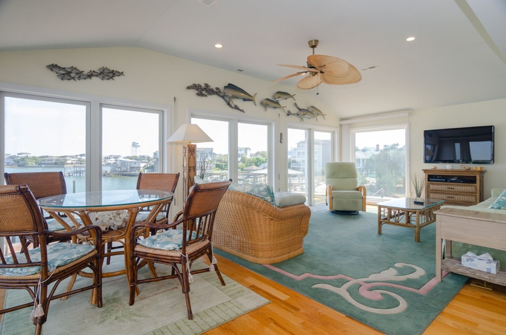 (W341) 18 W Salisbury Street, Unit B (Upper Unit) Wrightsville Beach, NC 28480 – photo 4