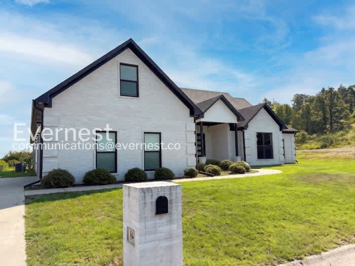 84 River Road Drive West – photo 2
