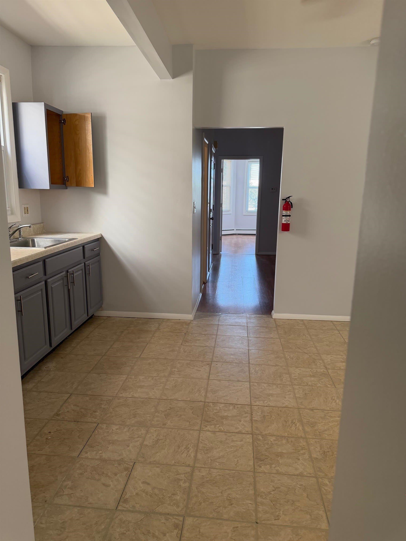 756 IRVING PL – photo 4