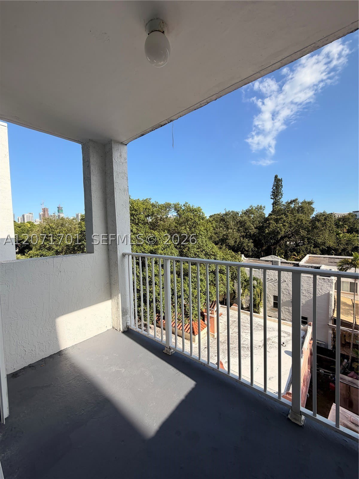 1010 NW 11th St – photo 3