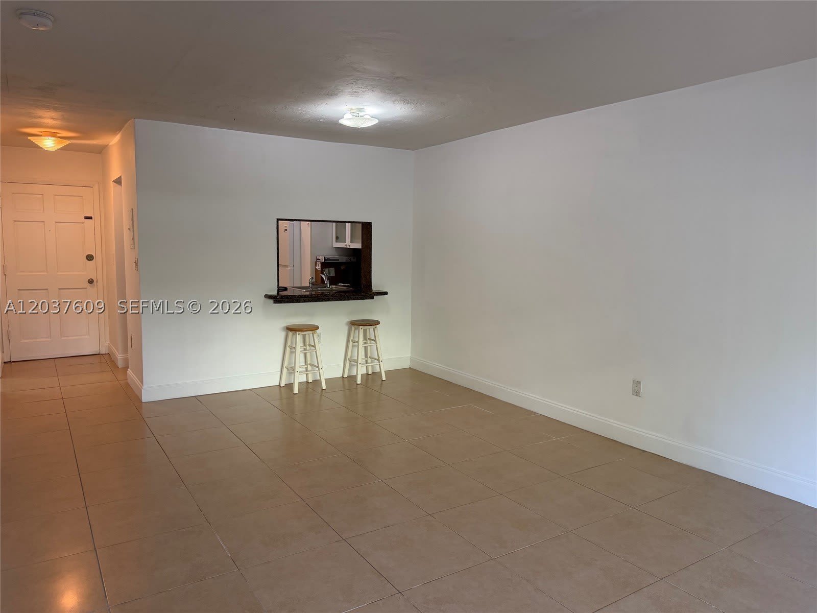 9621 SW 77th Ave – photo 3