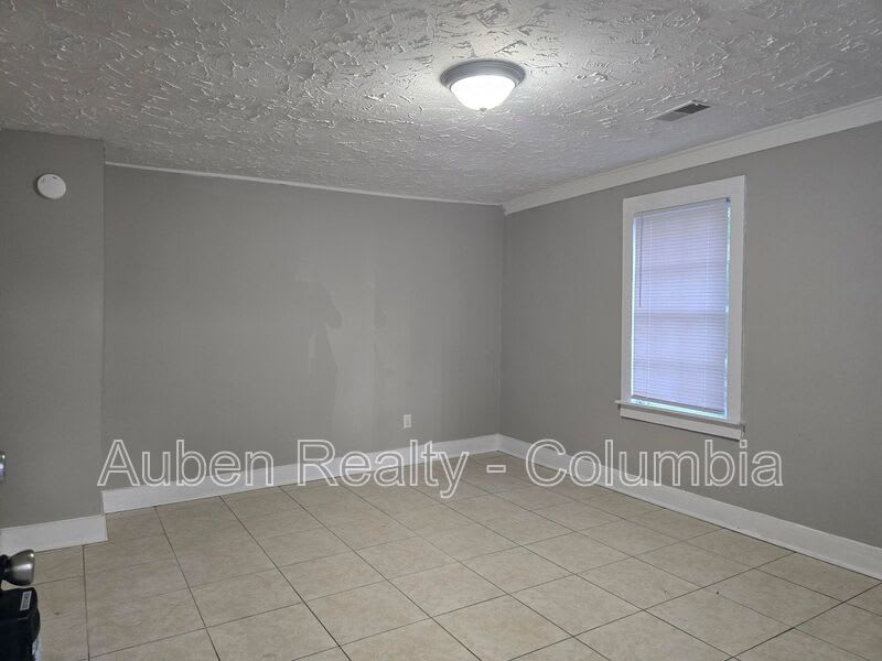 1339 Blue Ridge Terrace – photo 2