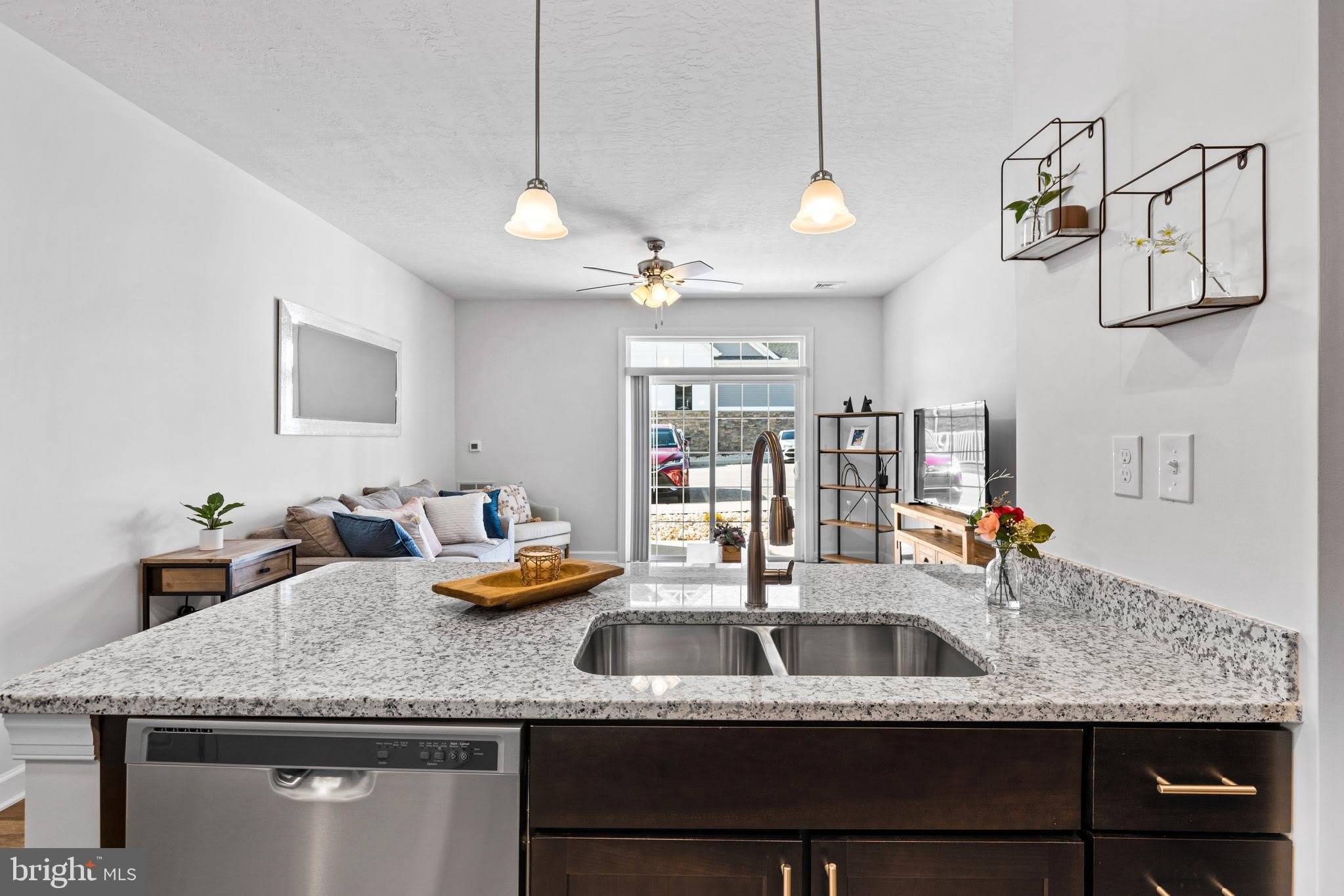 1001 Admiral Lane – photo 5