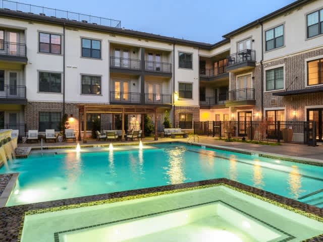 Everleigh Forestwood Age 55 Apartment Homes – photo 3