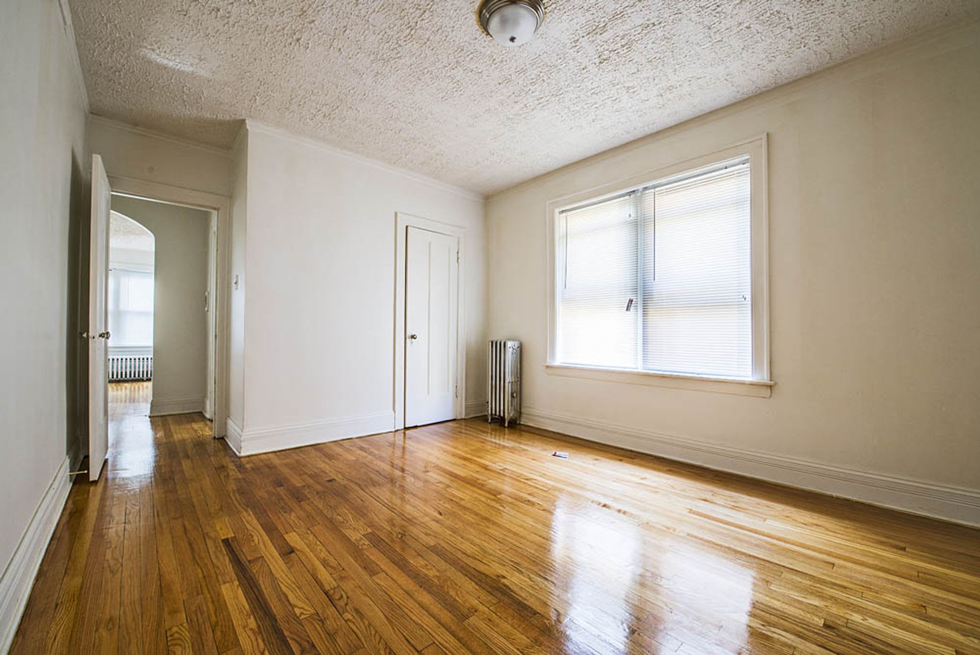 8236 S Maryland – photo 5