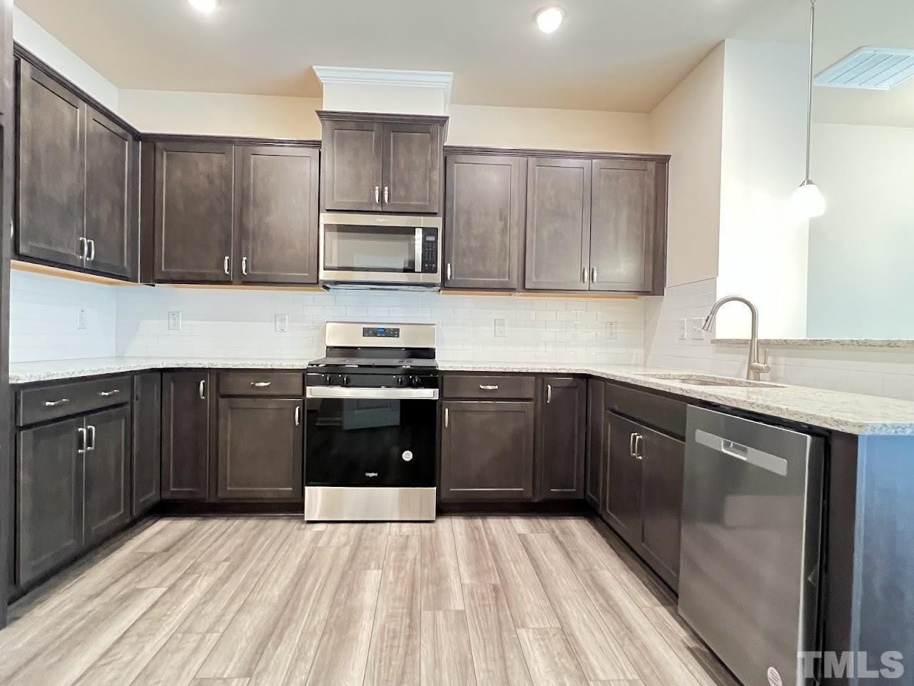 4812 Trikala Avenue – photo 3