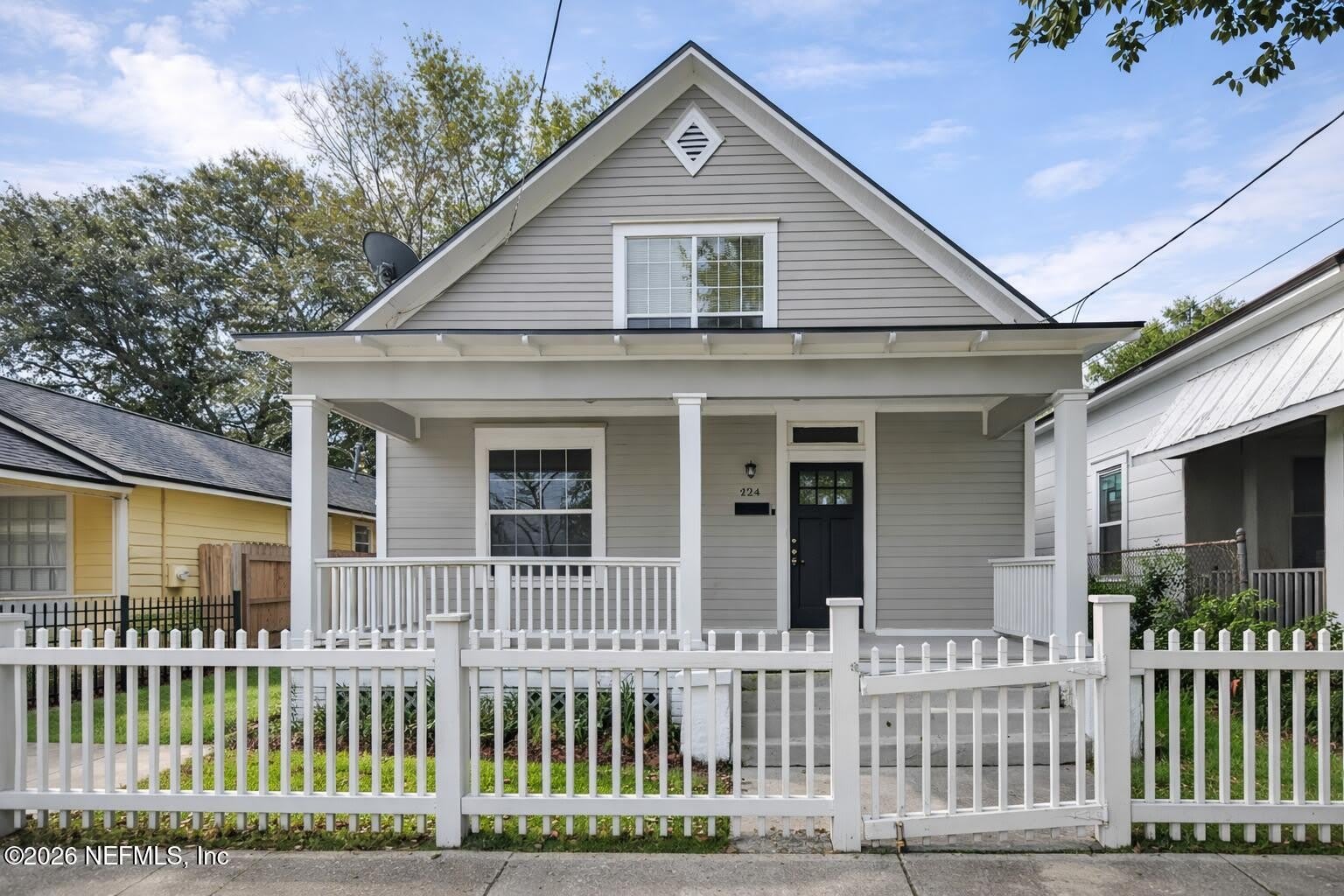 424 WALNUT Court – photo 1