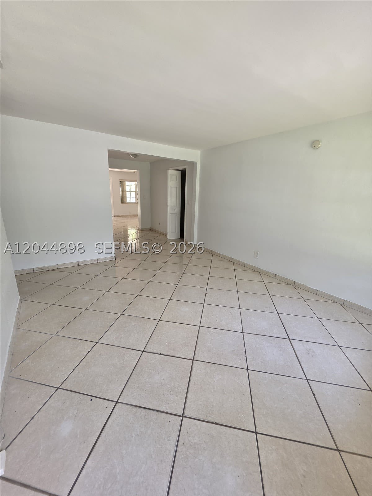5720 Douglas St – photo 4