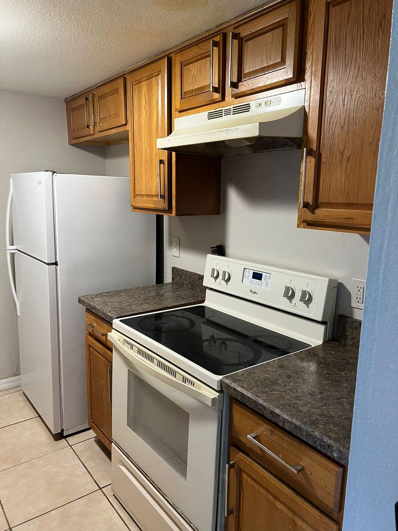 3 Beds 2 Baths Location – photo 3