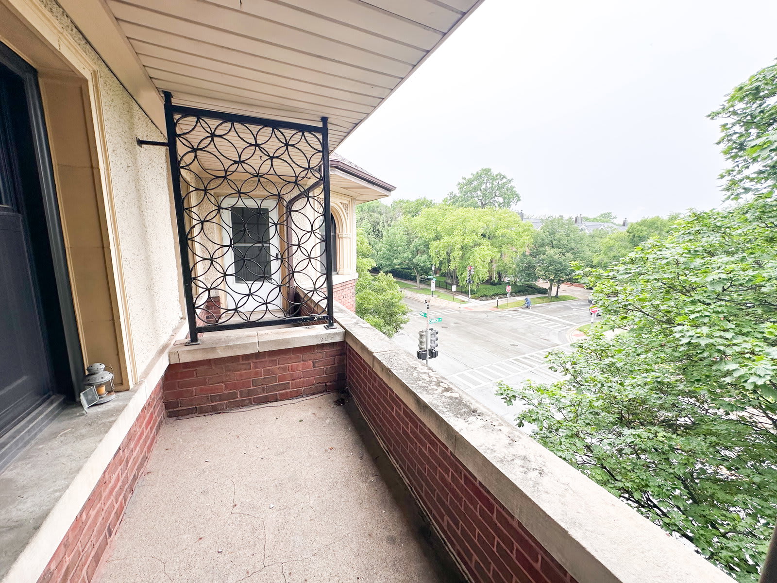 1703 Ridge Avenue – photo 2