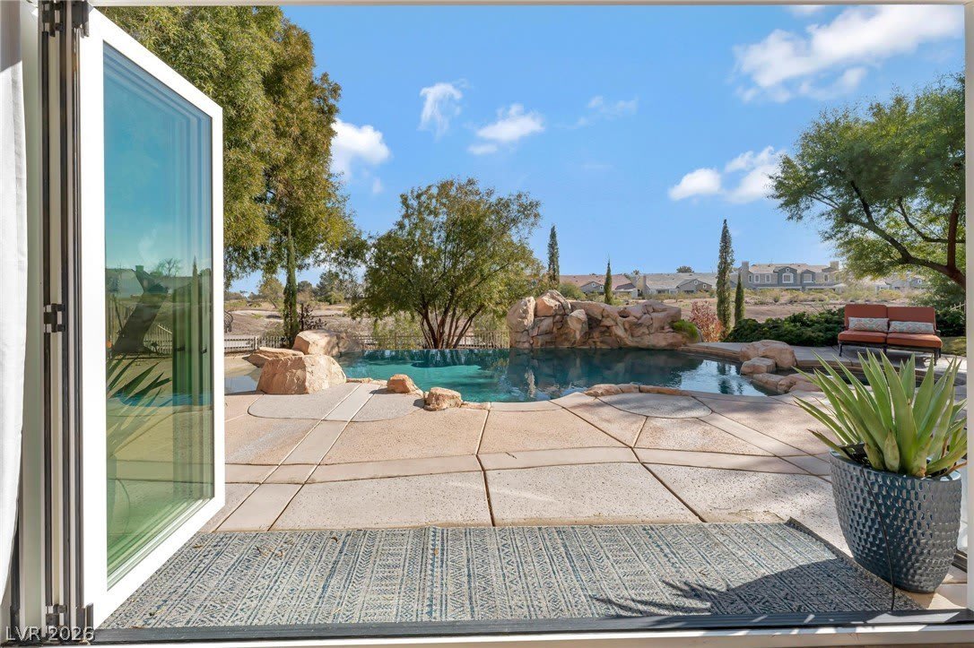 904 Pont Chartrain Drive – photo 4