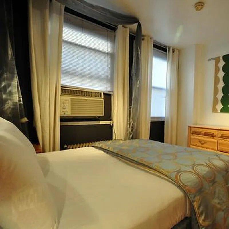 212 East 12th Street – photo 5