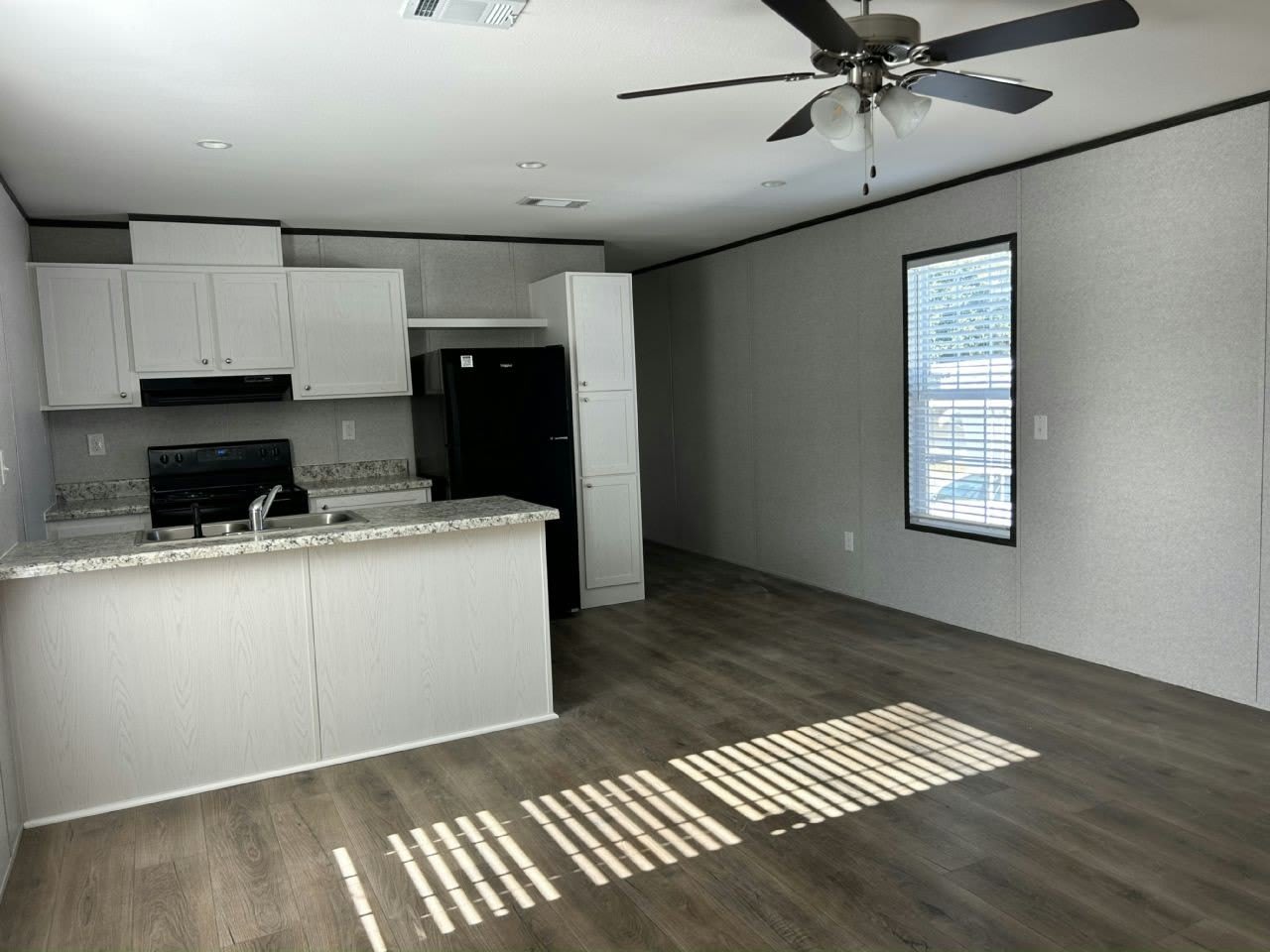 37947 12th Avenue – photo 2