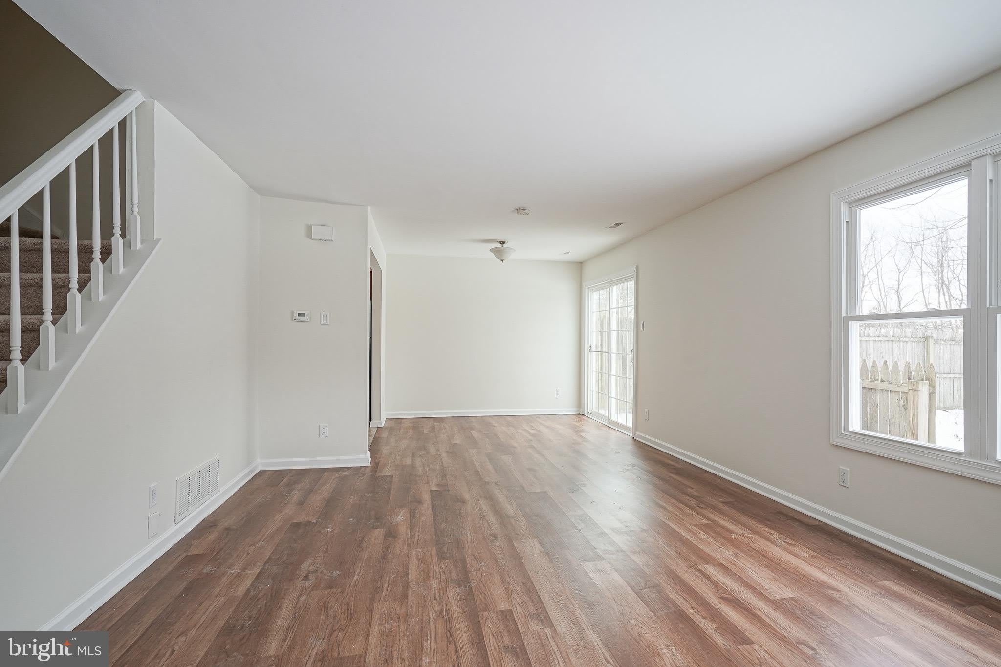 117 CHAUCER Road – photo 3