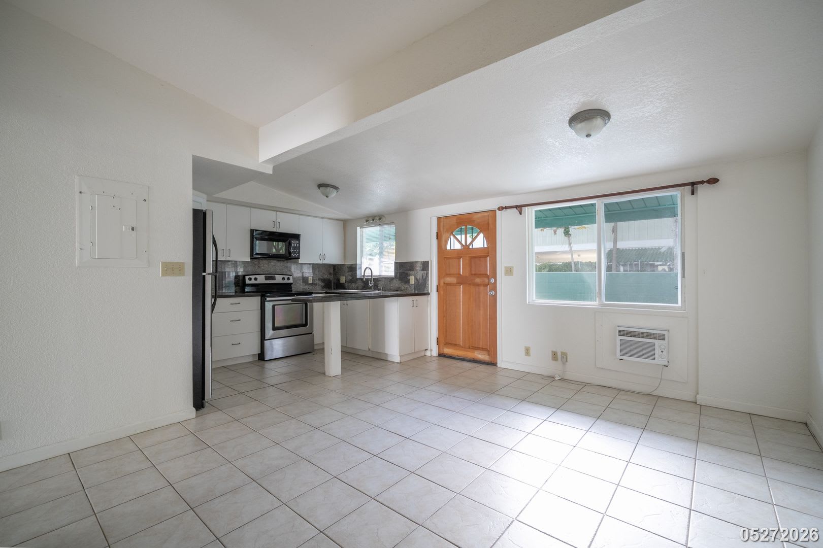 3100 2 Bed 1 Bath 1 Parking In Waialua – photo 4