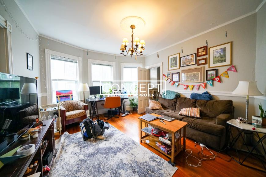 21 Sparks St. – photo 3