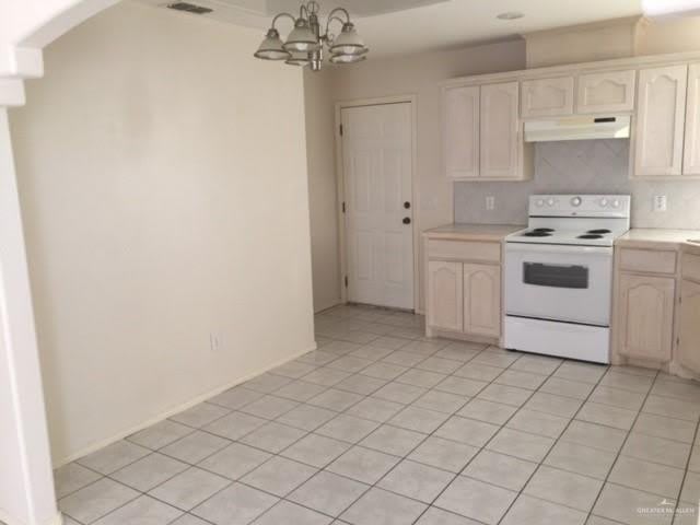 2303 Moonlight Lane – photo 4