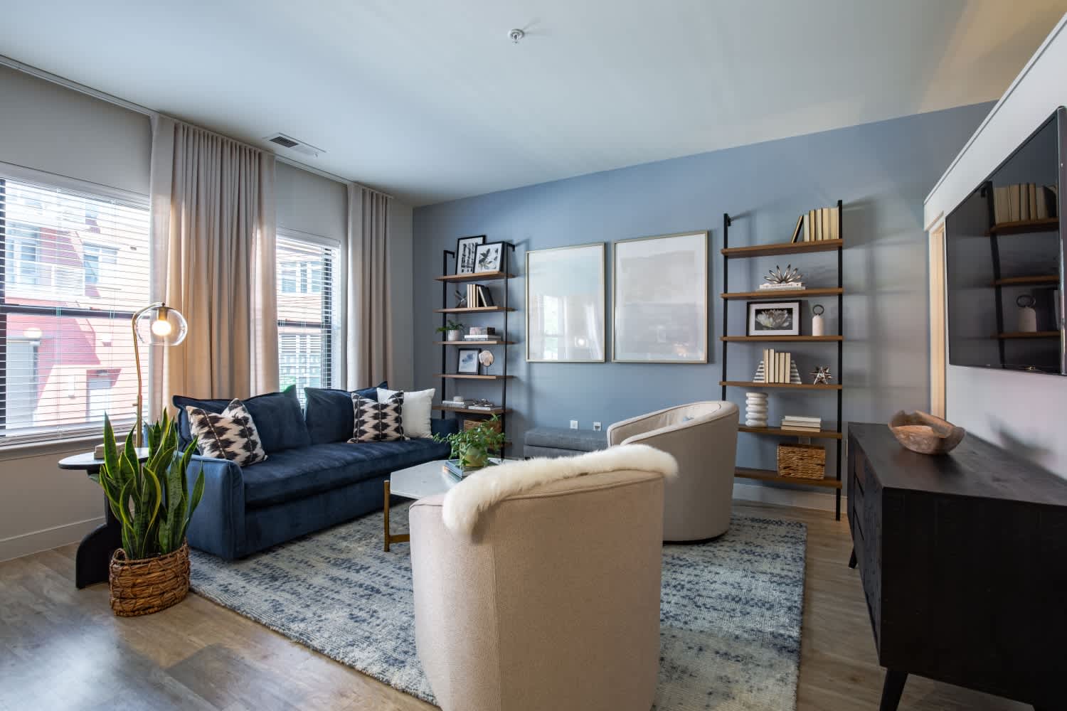 19Nineteen Clarendon Apartments – photo 5