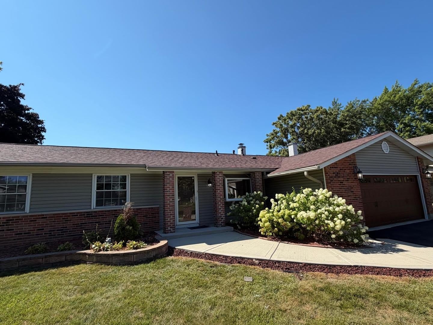 427 Justine Avenue – photo 2