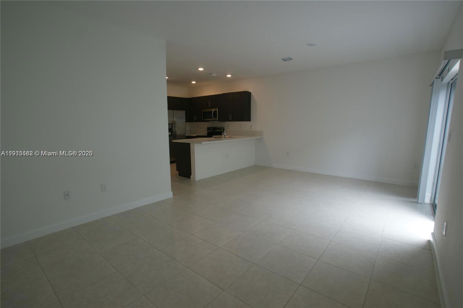 2613 Southeast 13th Court – photo 4