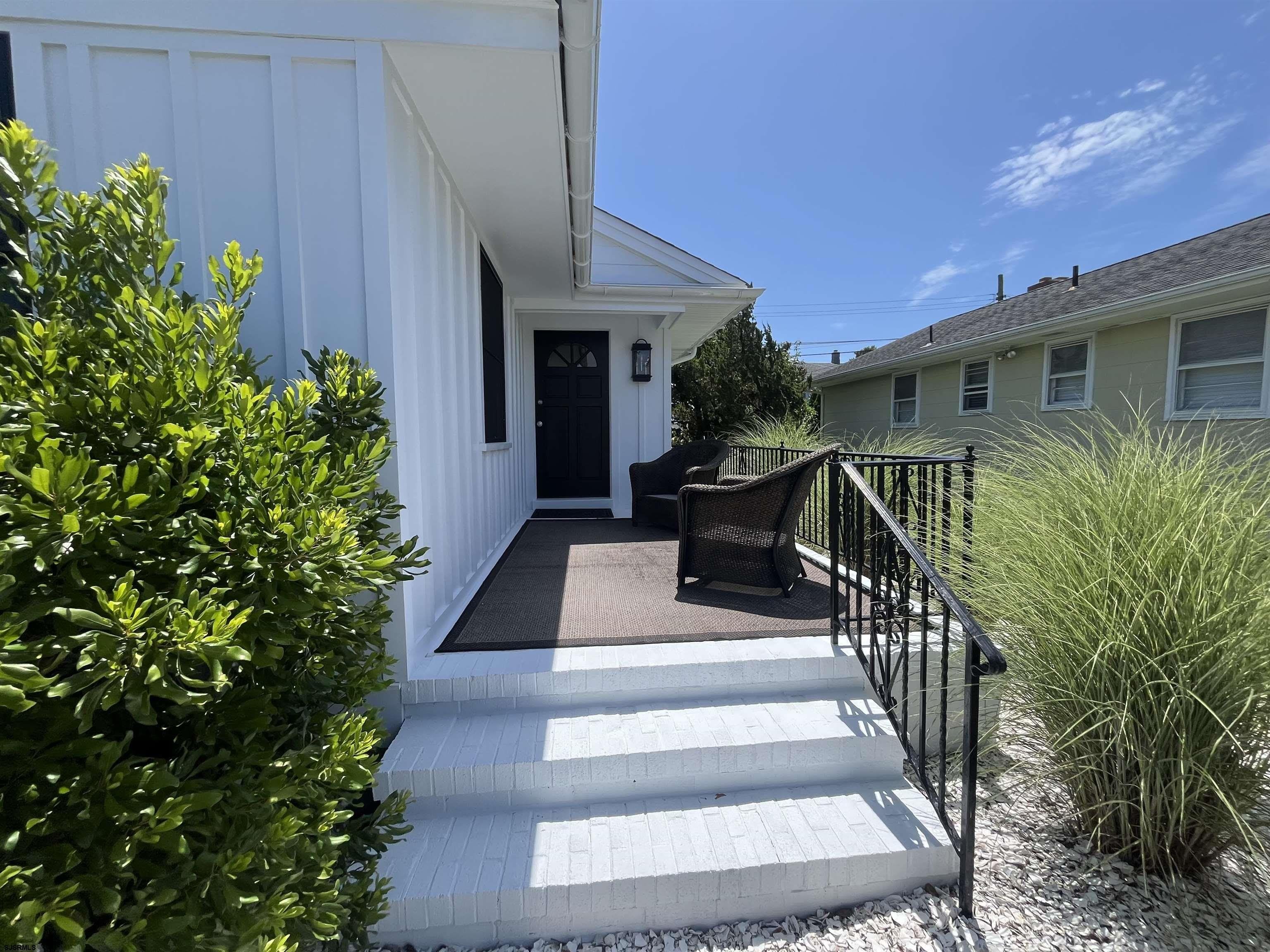 8102 Marshall Ave – photo 2
