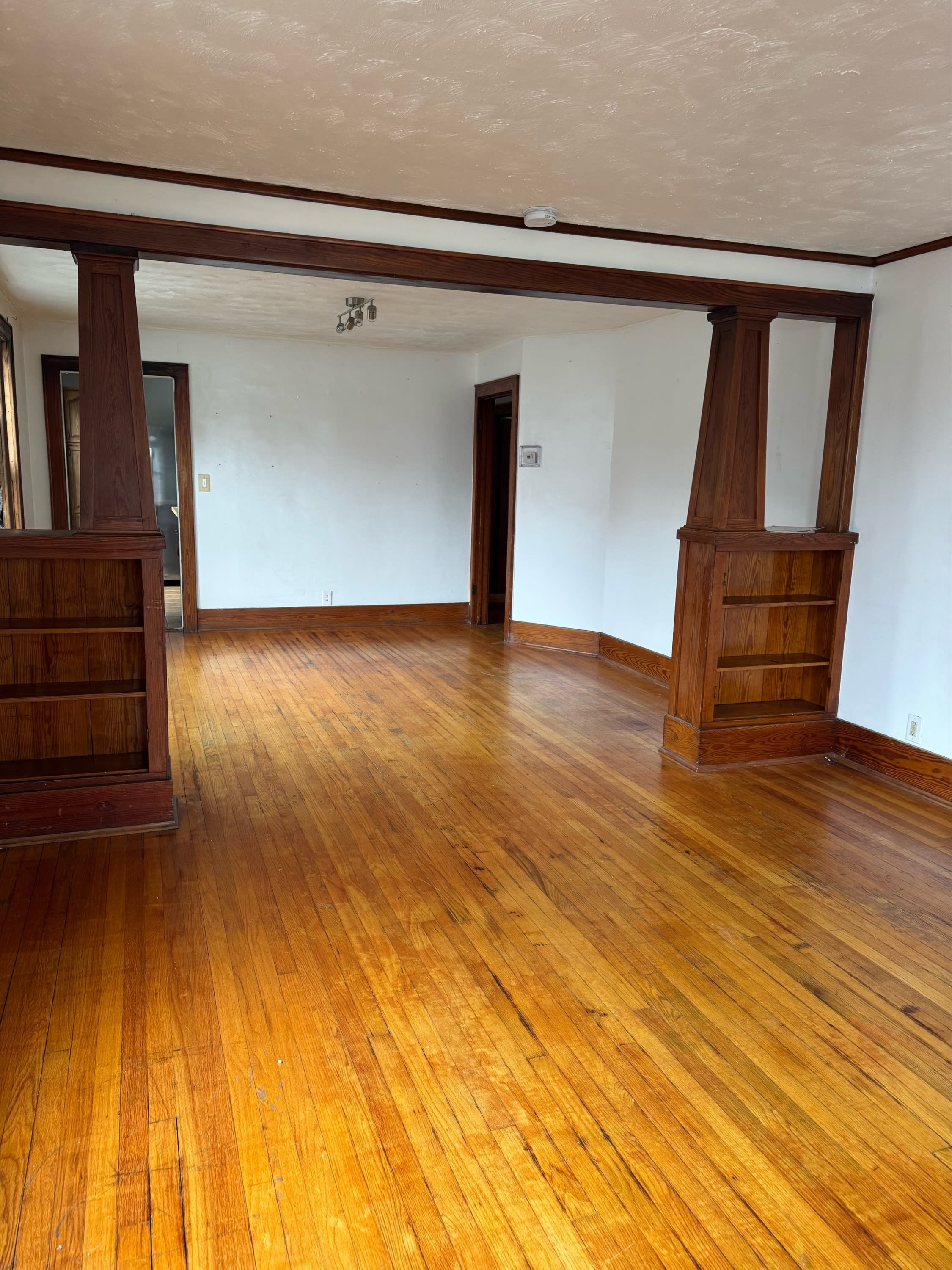 1401 Mather Avenue – photo 5