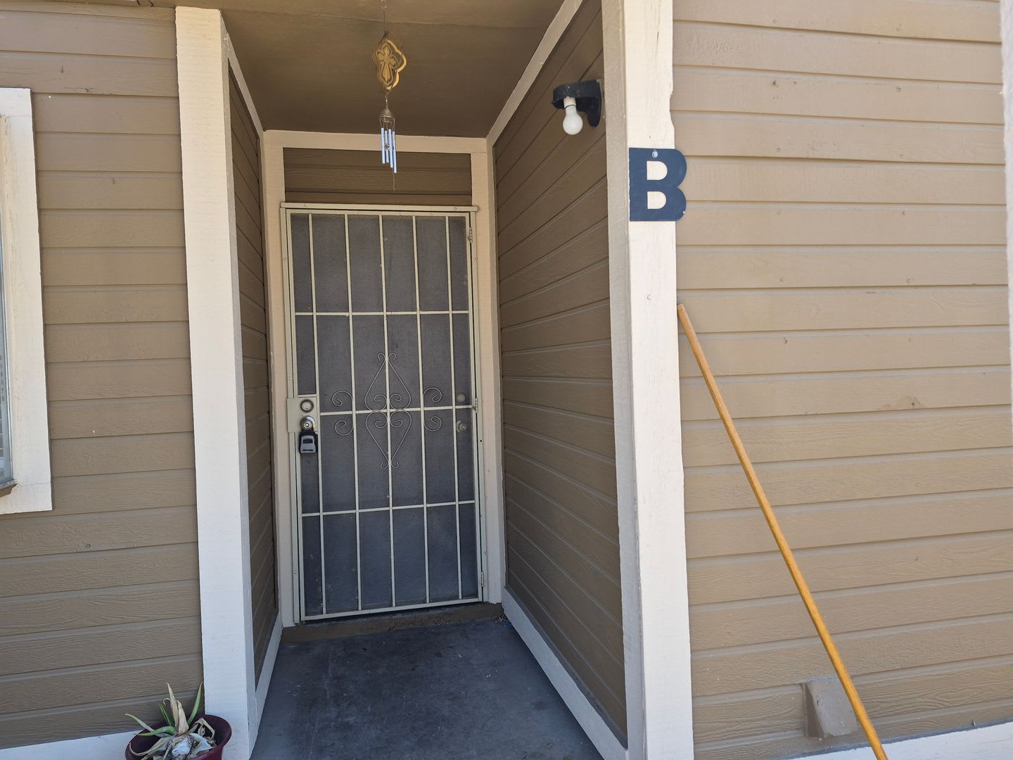 Avail 8/13/2026 1st floor Adorable 2 /1 Rent Ready – photo 2