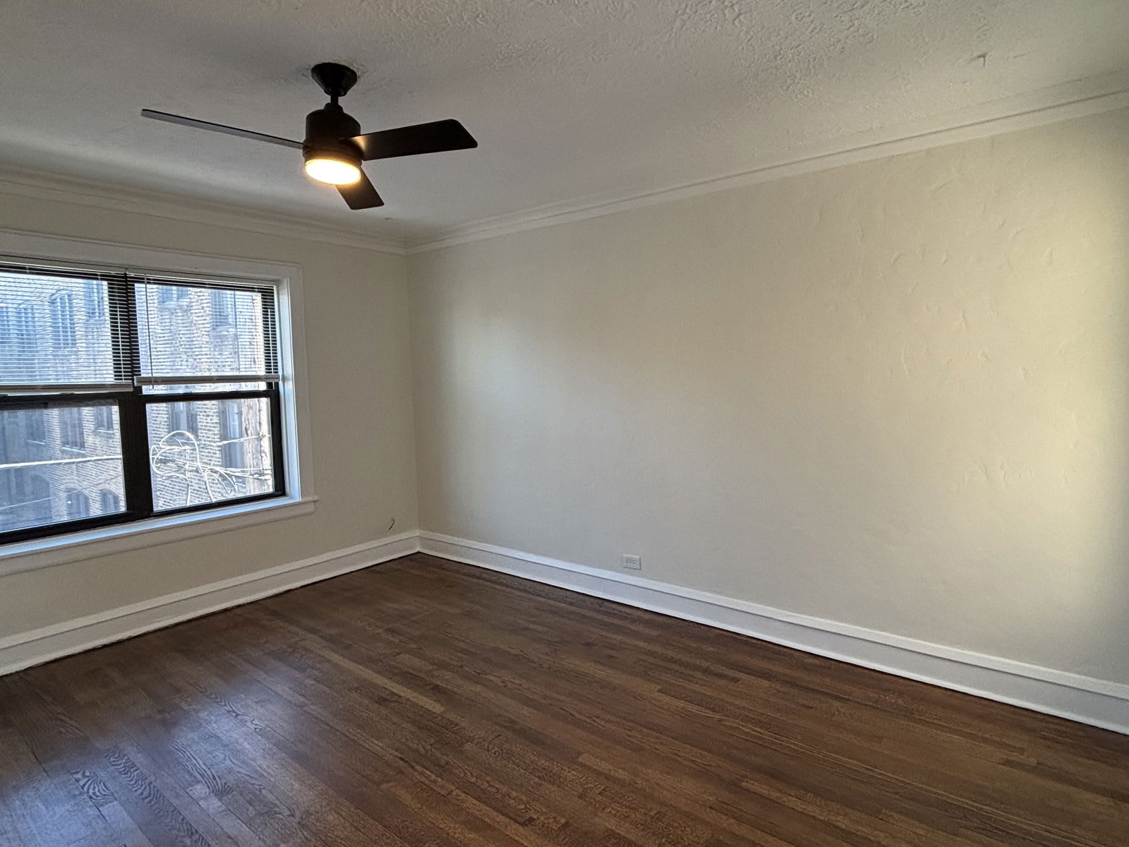 5509 North Lincoln Avenue – photo 5