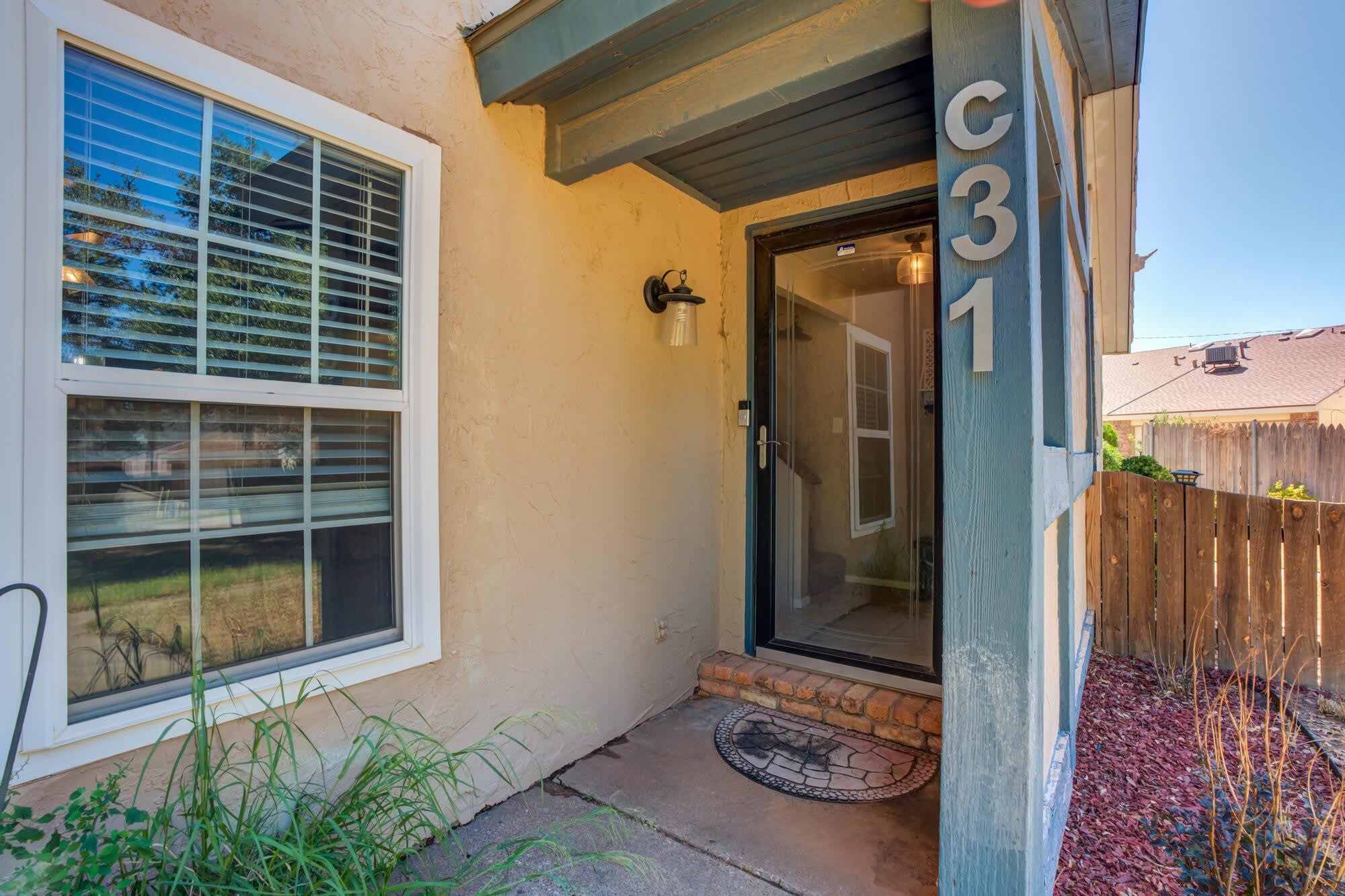 8633 Knoxville Drive – photo 2