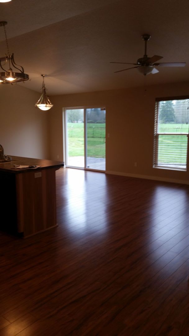 Stunning four-bedroom one level home with a spacious lot! – photo 2