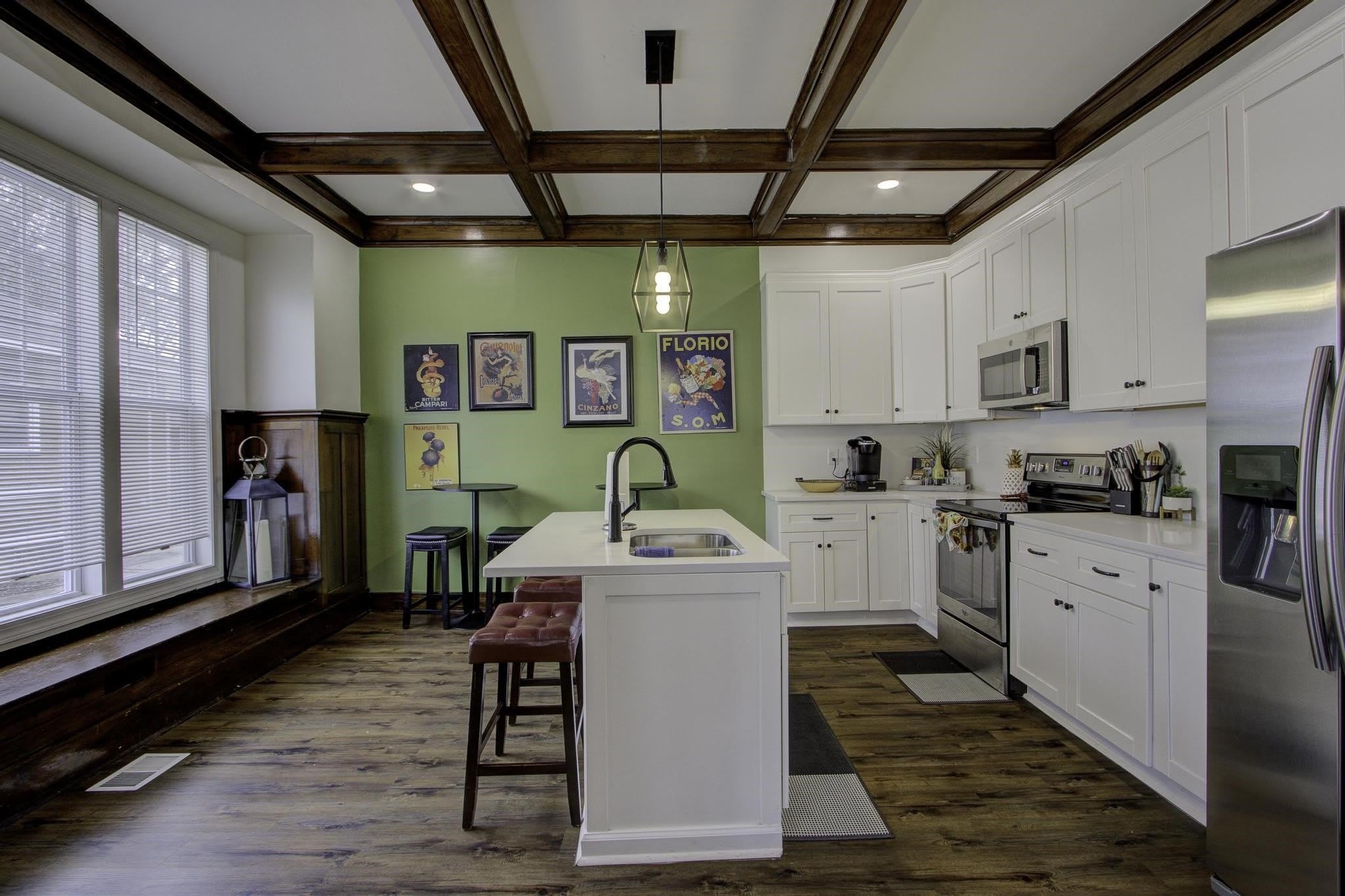 1855 Oliver Ave – photo 1