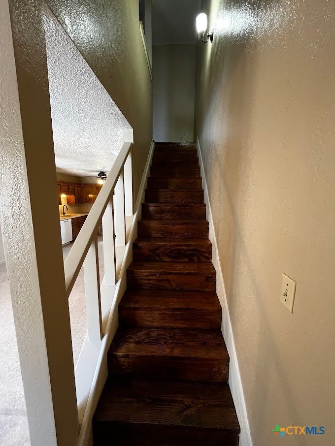 202 N Walnut – photo 5
