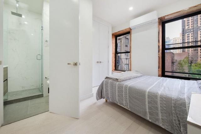 1569 York Avenue – photo 4
