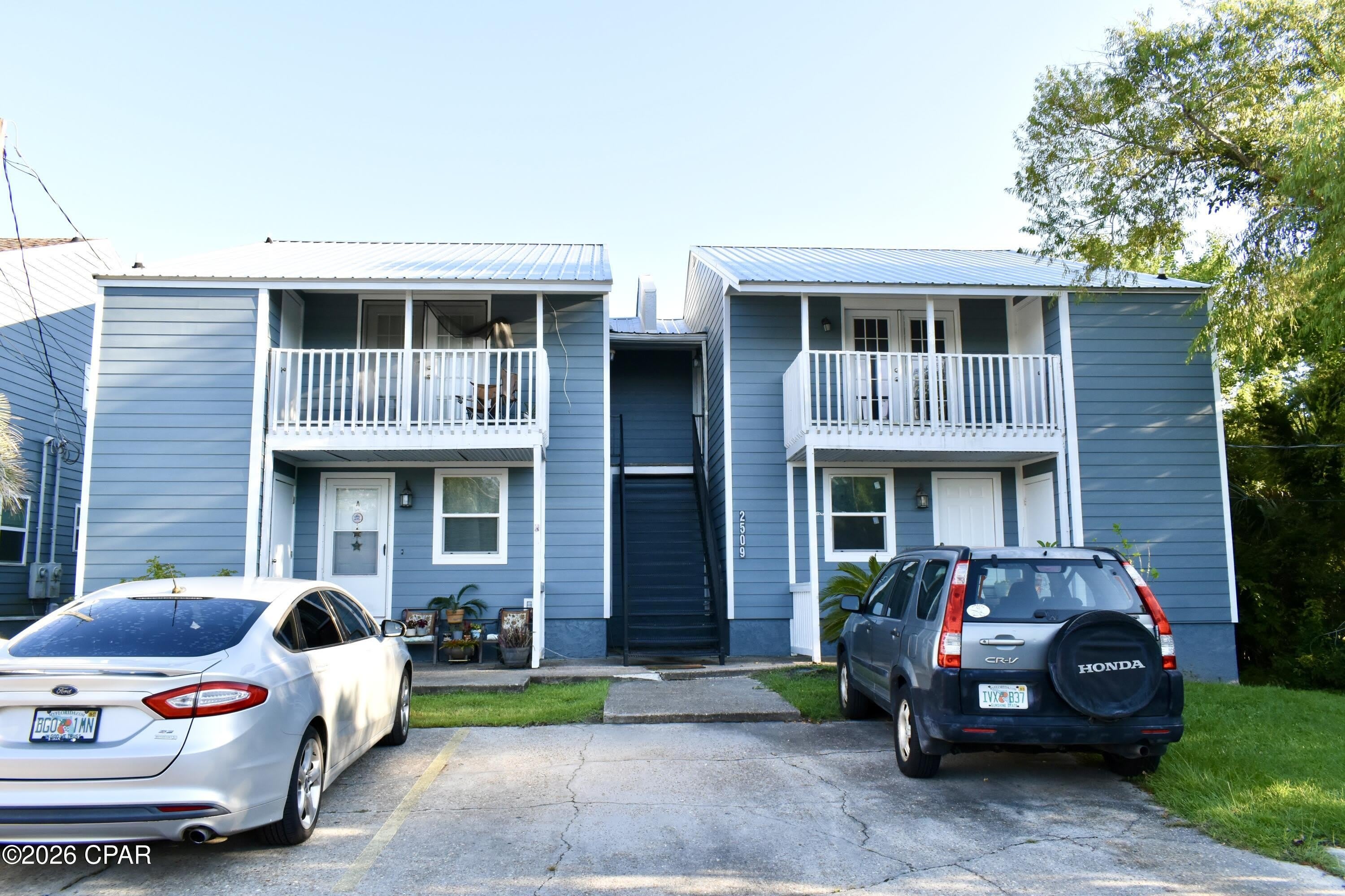 2509 W 10th Street – photo 1