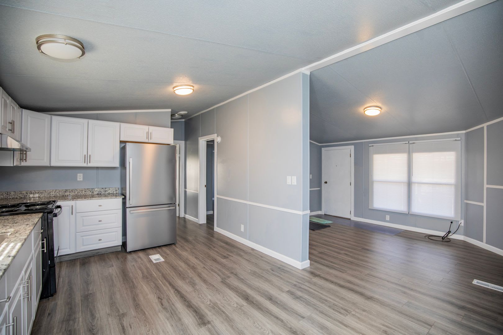 ***17707 Bittersweet Road*** – photo 5