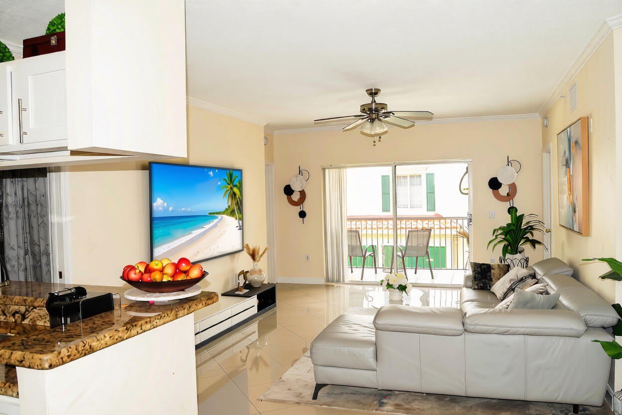 11685 W Atlantic Boulevard – photo 1