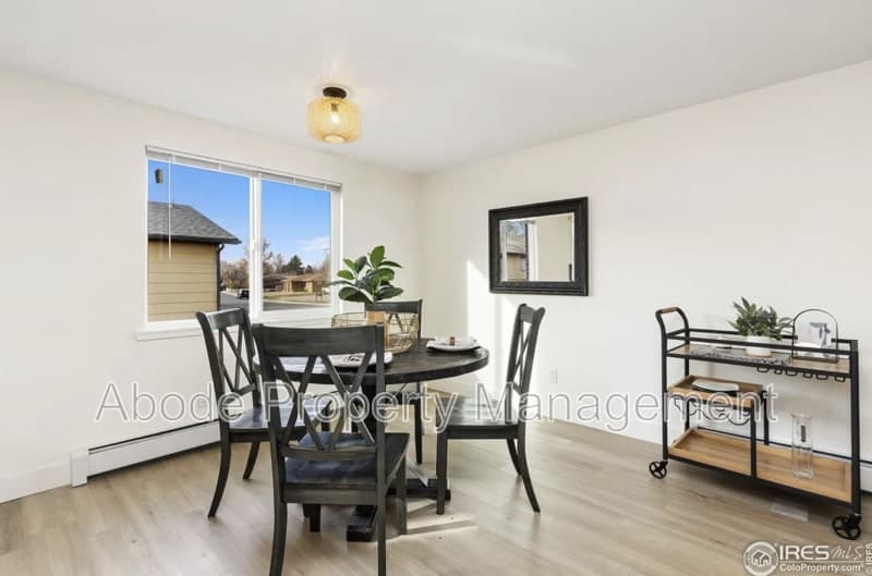 138 Glenda Drive – photo 2