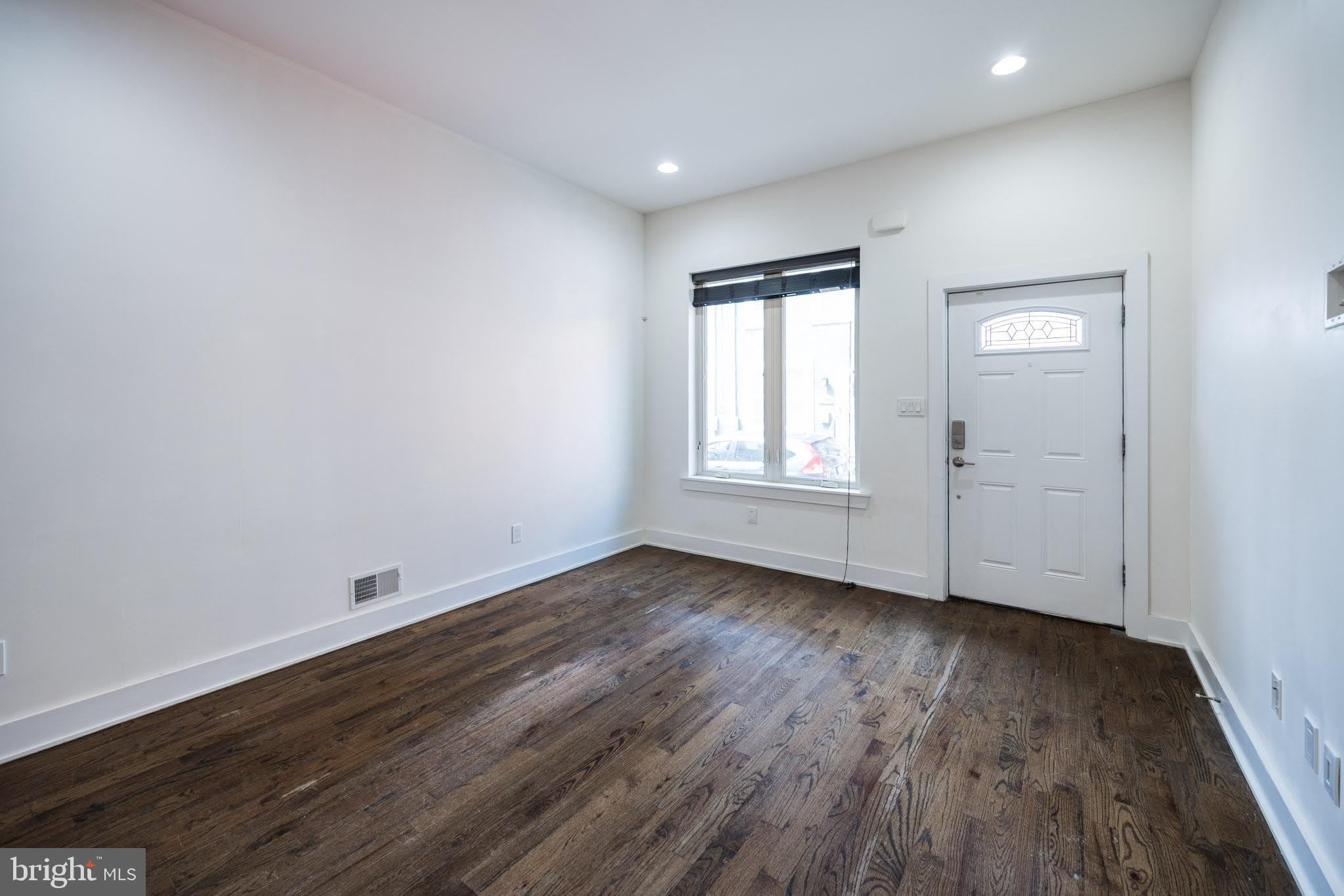 1441 S BOUVIER Street – photo 3