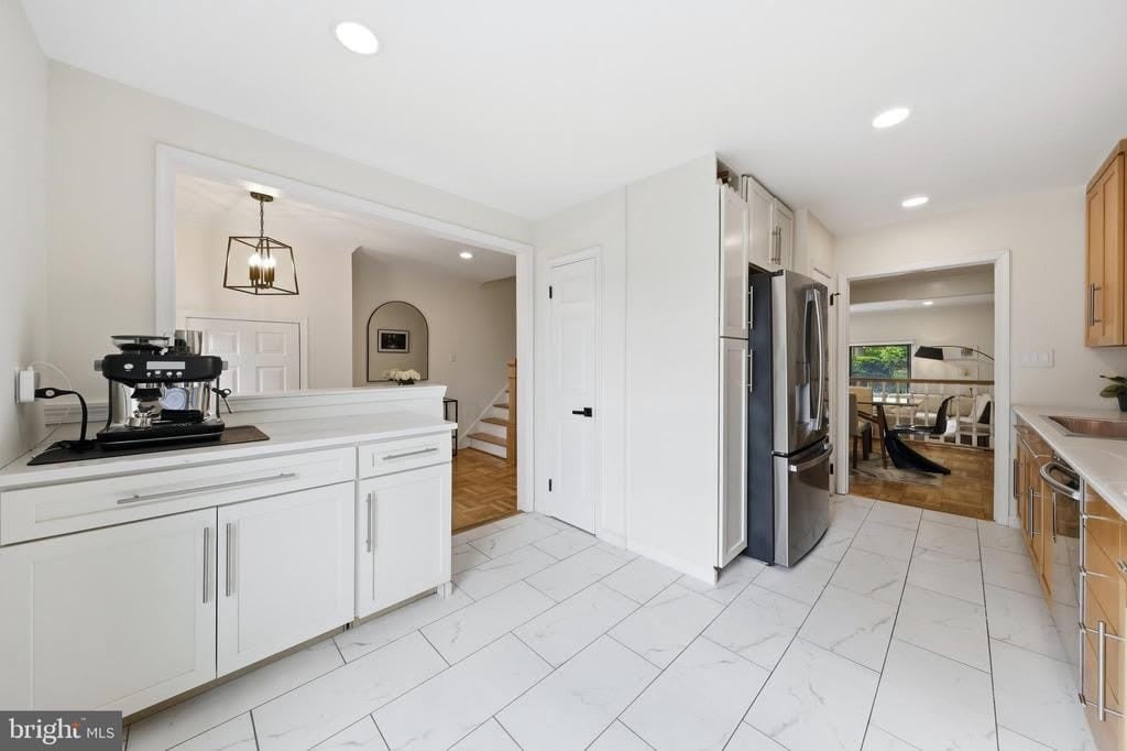 633 E MAIN STREET – photo 4