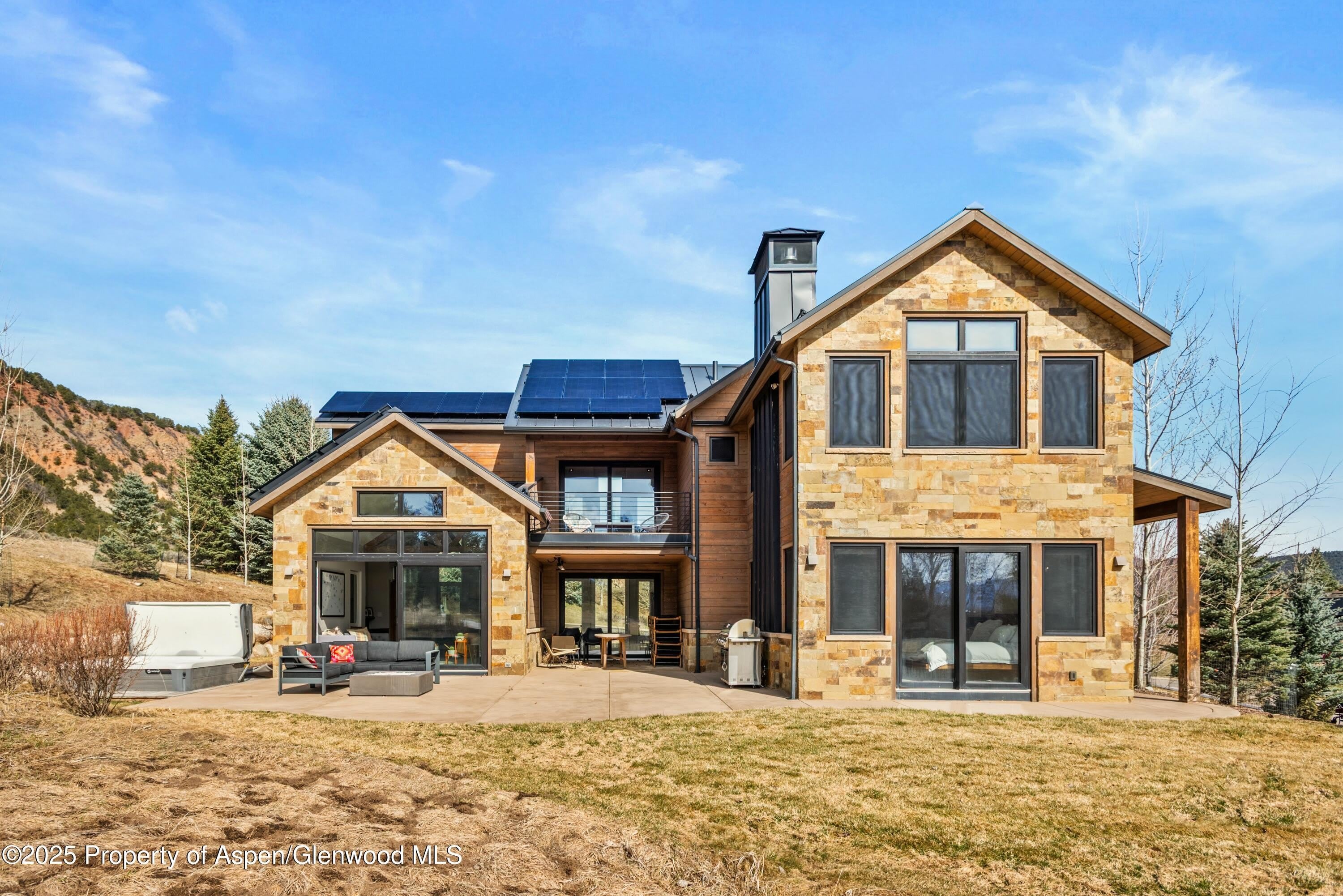 649 Saddleback Road – photo 4