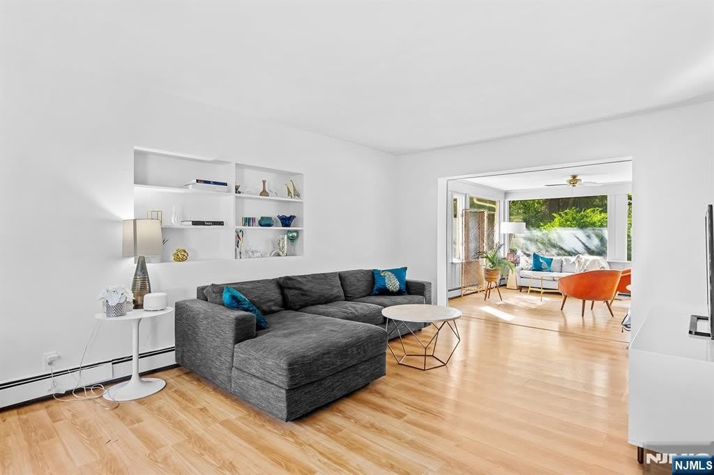 8 Halsey Lane – photo 2