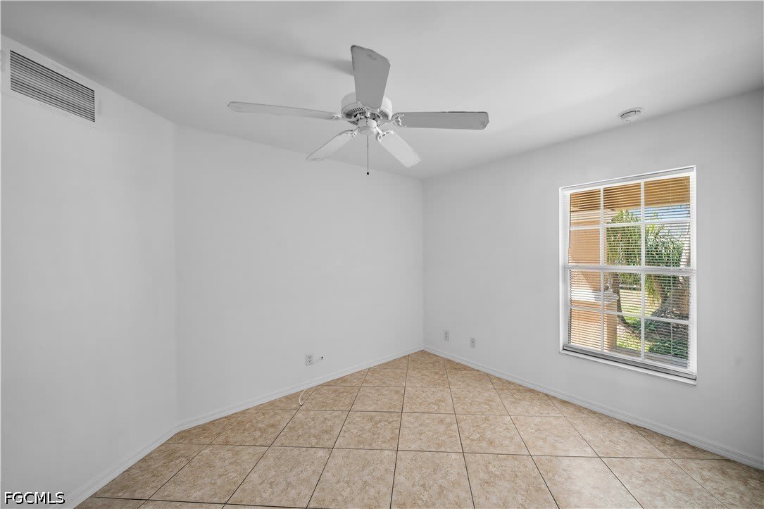 1317 Ne 1St Place – photo 2