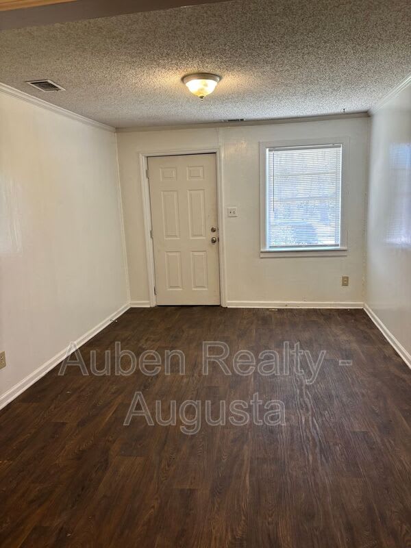2165 1/2 Telfair Street – photo 4