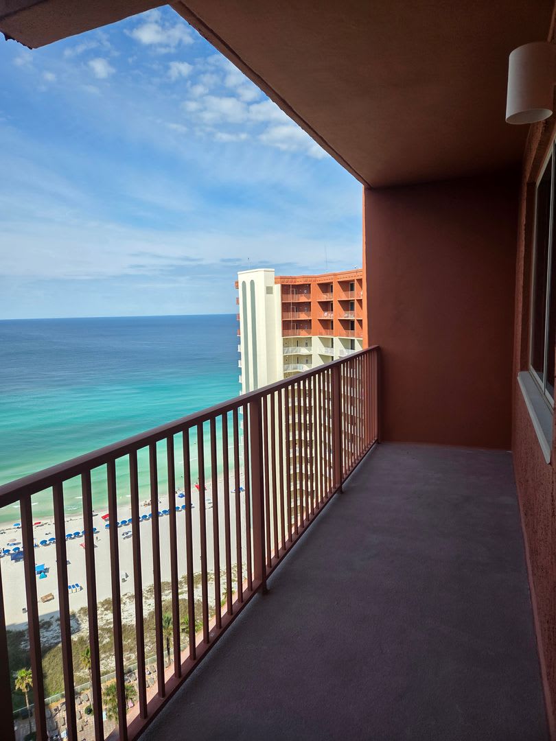 Gulf-Front Penthouse Living at The Shores of Panama – 1 Bed, 2 Bath Fully Furnished Condo! – photo 2