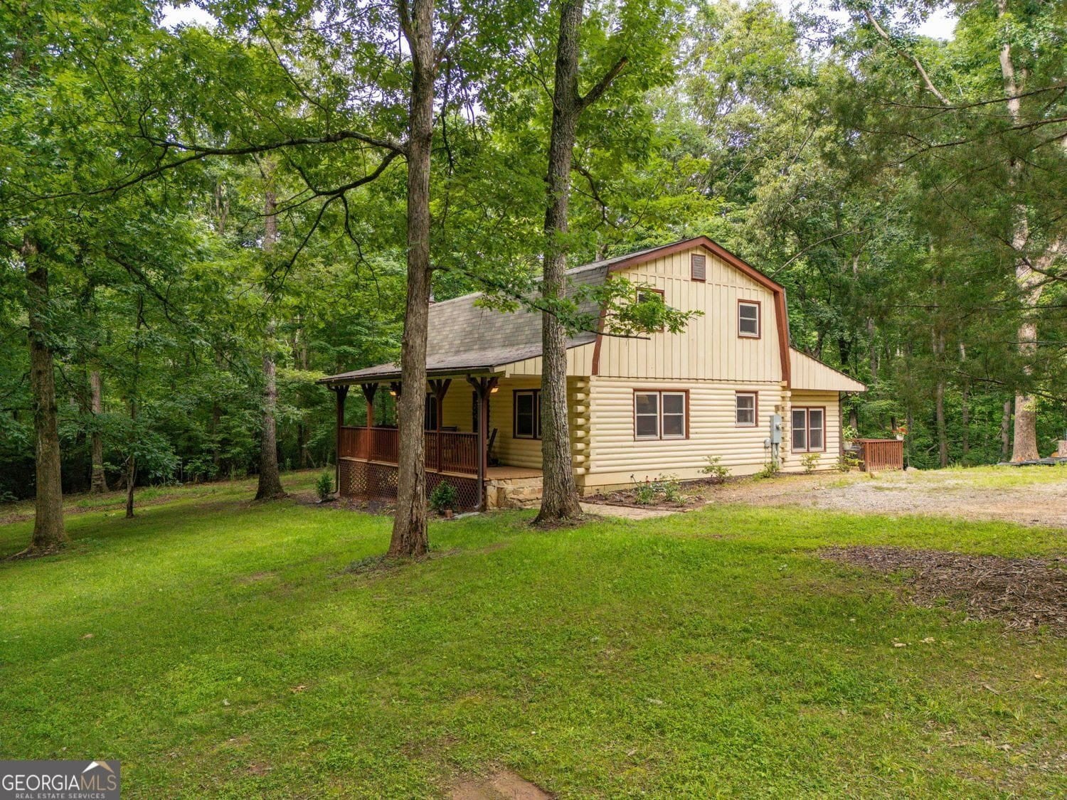 465 Waters Edge Drive – photo 2
