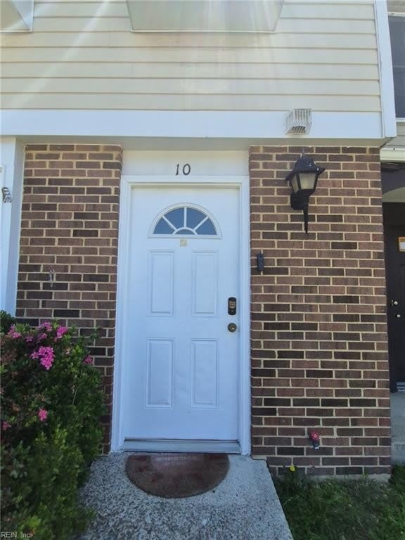 10 Christine Court – photo 3