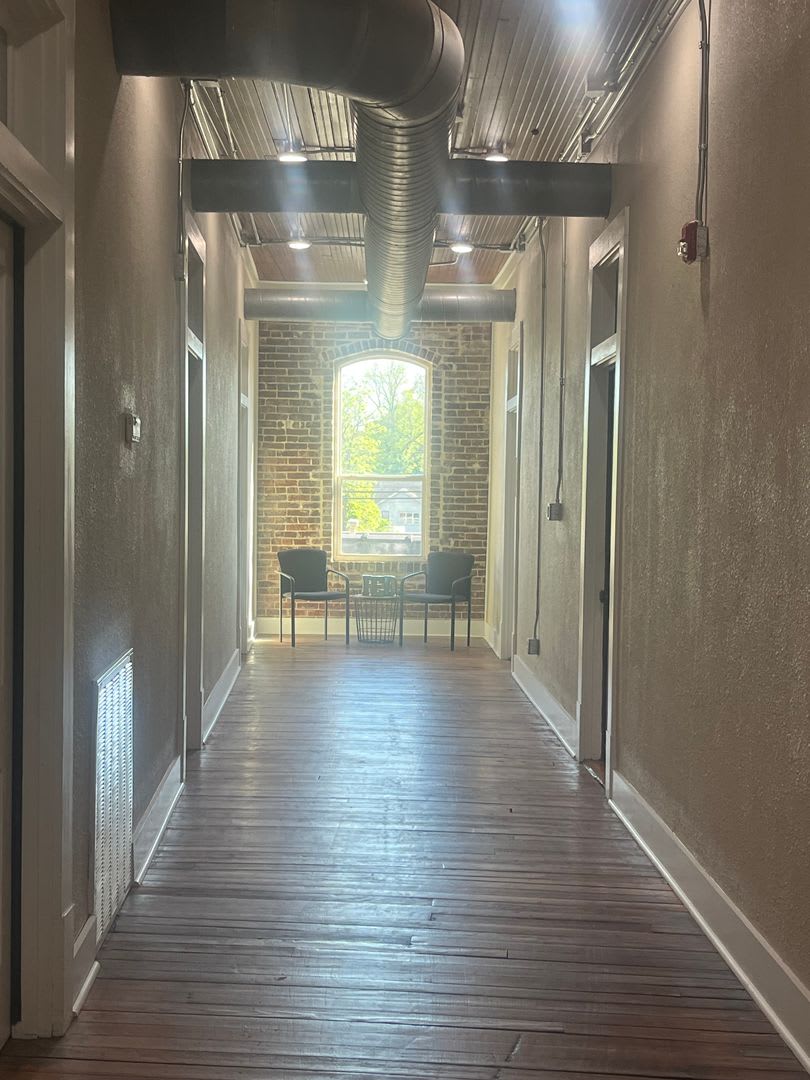 Commercial or residential loft unit available in Historic Downtown Russellville – photo 5