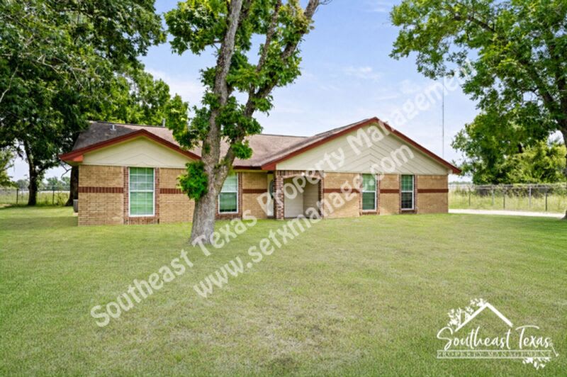 250 Duhon Street – photo 3