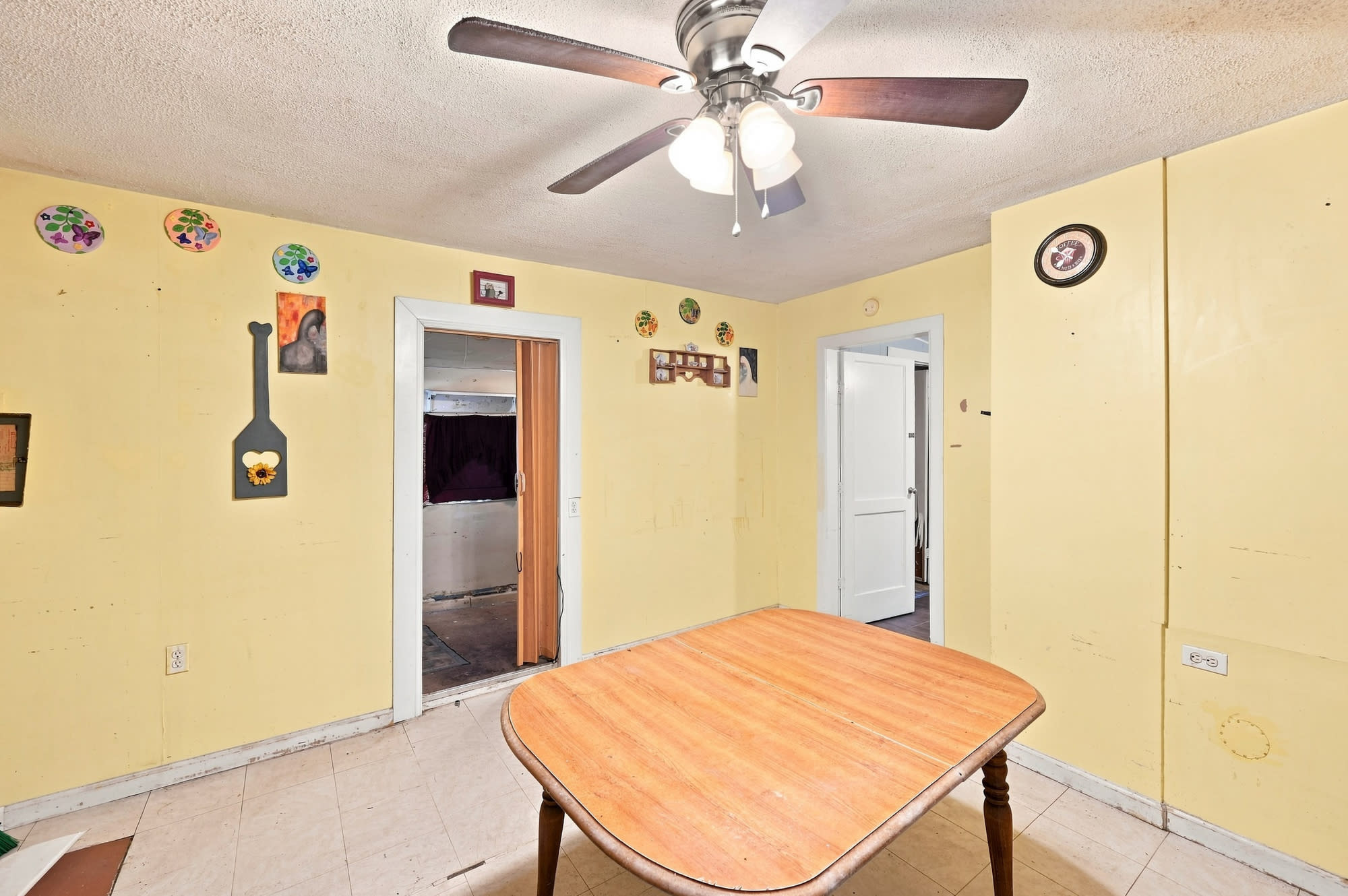 1404 Cody St – photo 3